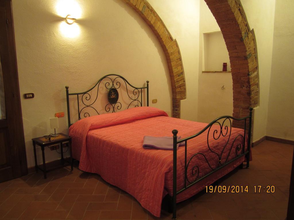 Apartamento La Civetta Torrita di Siena Habitación foto